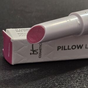 IT Cosmetics Pillow Lips Solid Serum Lipstick in Marvelous (Pink)